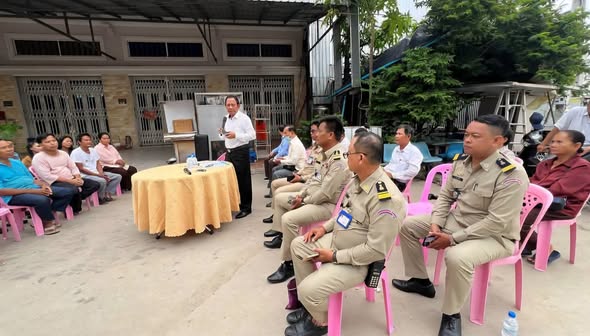 រដ្ឋបាលសង្កាត់ចាក់អង្រែក្រោម រៀបចំបើកវេទិកាសាធារណៈផ្សព្វផ្សាយគោលនយោបាយភូមិ-សង្កាត់មានសុវត្ថិភាព